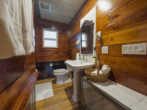 Tiny photo for 1148 Gunter ST #A & B, Austin, TX 78721 (MLS # 8903462)