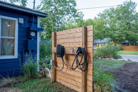 Tiny photo for 1148 Gunter ST #A & B, Austin, TX 78721 (MLS # 8903462)