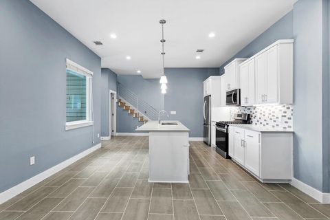 Tiny photo for 1003 Valdez ST #2, Austin, TX 78741 (MLS # 3002546)