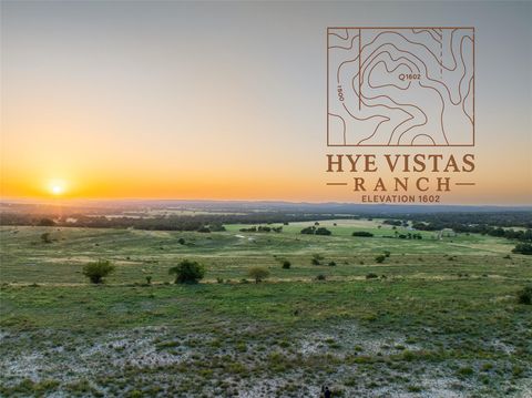 302 Hye Albert RD Hye TX 78635