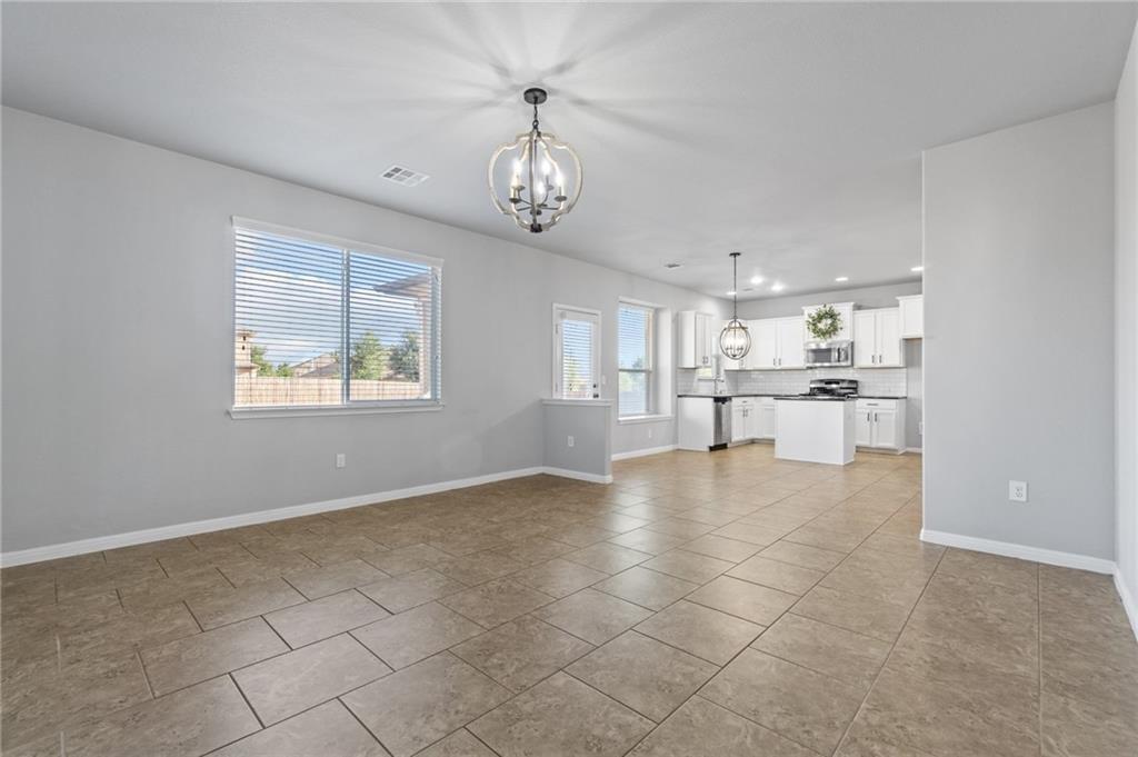 170 Kingfisher LN