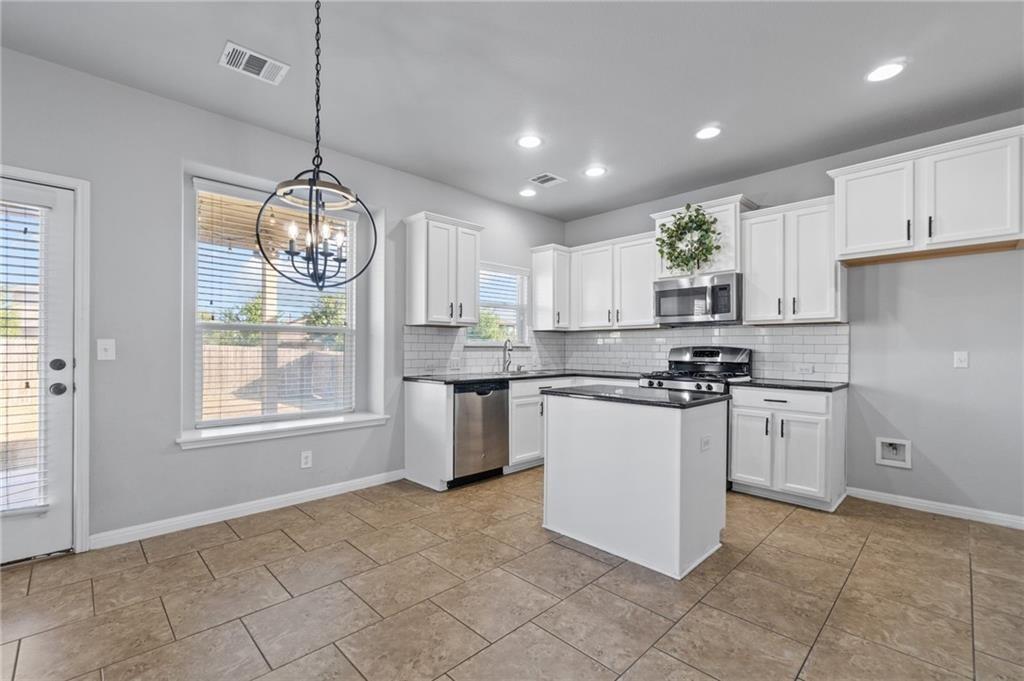 170 Kingfisher LN