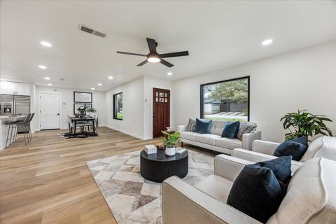 Tiny photo for 4608 Frontier TRL, Austin, TX 78745 (MLS # 4848690)