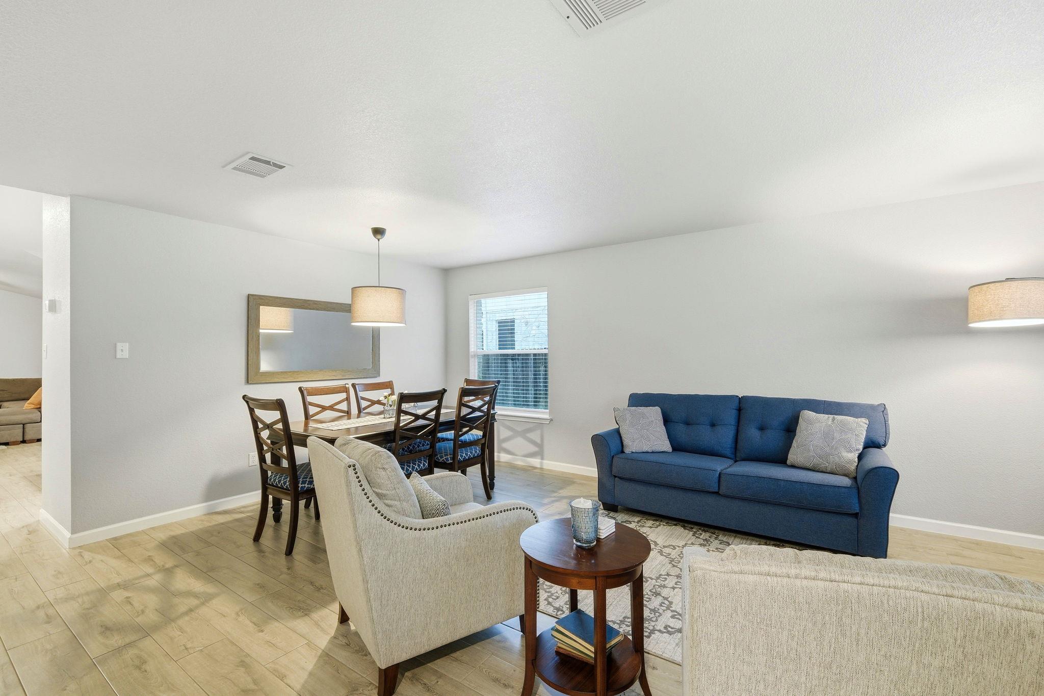 602 Stallion DR