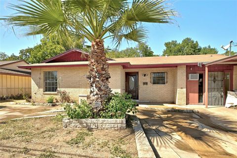 1040 Gardner RD Austin TX 78721