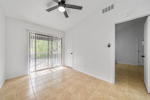 Tiny photo for 2410 Longview ST #D-301, Austin, TX 78705 (MLS # 9032772)