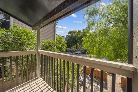 Tiny photo for 2410 Longview ST #D-301, Austin, TX 78705 (MLS # 9032772)