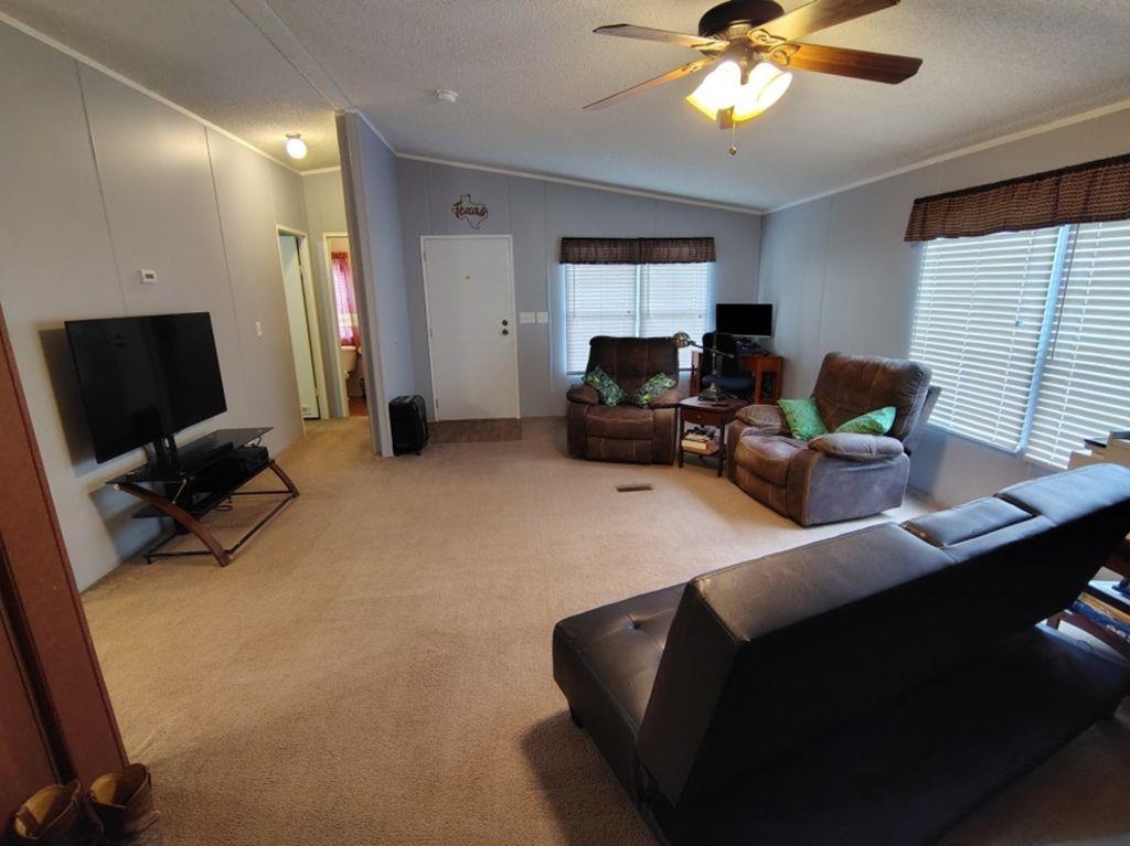 636 Old Sayers RD