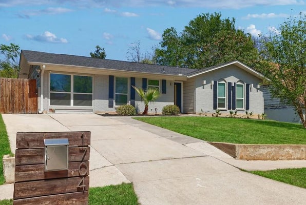 1704 ALLEGHANY DR, AUSTIN, TX 78741 - Image 375bcd899a729bf693eb6b044f956b50/2985140927
