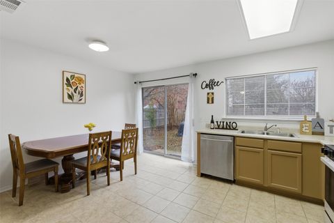 Tiny photo for 7536 Marble Ridge DR, Austin, TX 78747 (MLS # 9089464)