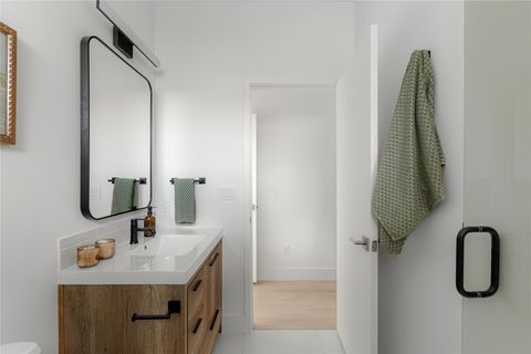 Tiny photo for 2107 Maple Ave #B, Austin, TX 78722 (MLS # 6660640)
