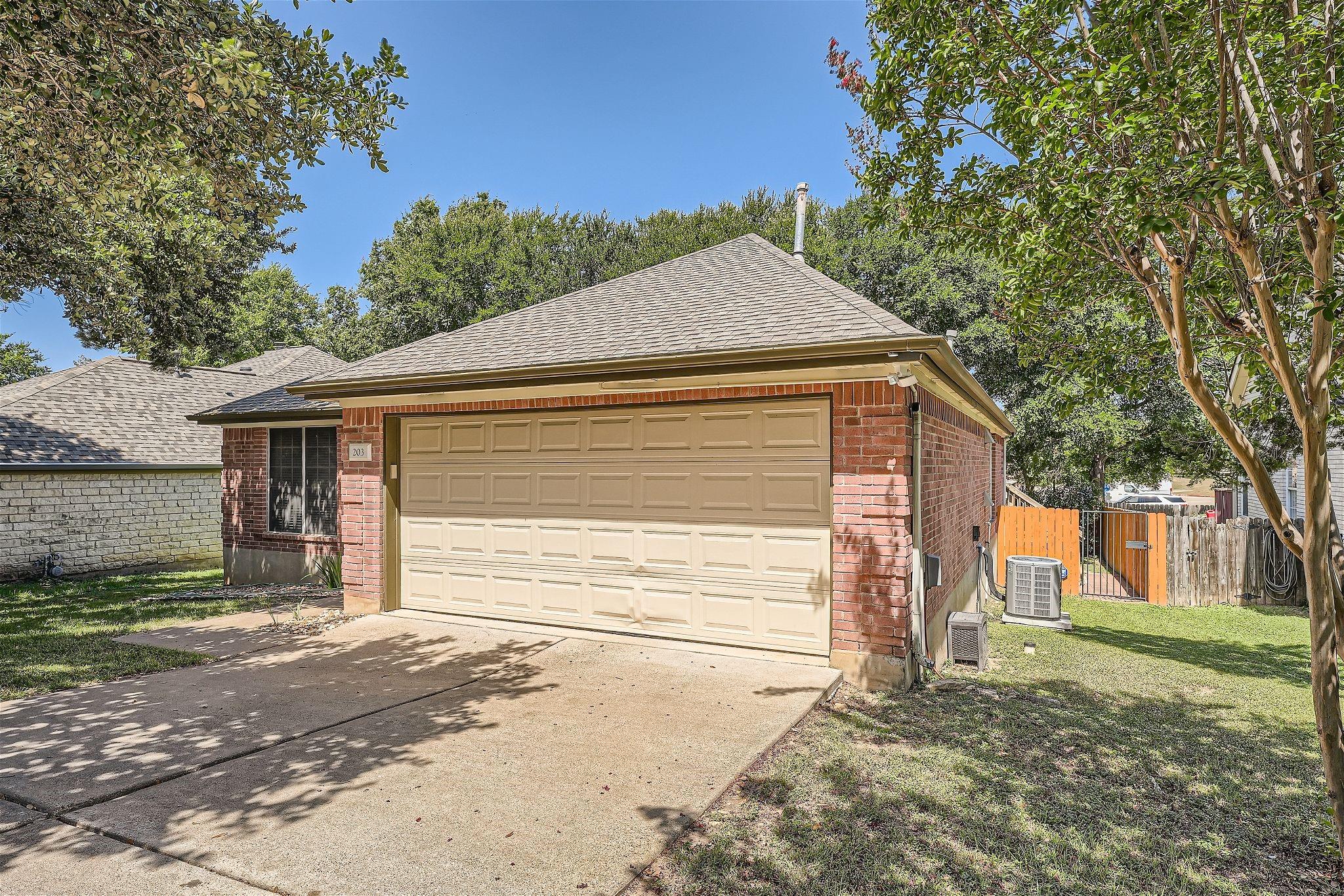 Georgetown, Texas 78626, United States, 3 Bedrooms Bedrooms, ,2 BathroomsBathrooms,Residential,Pending,53129