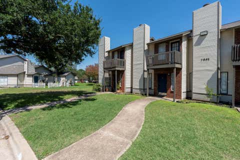 Tiny photo for 1841 River Crossing CIR #B, Austin, TX 78741 (MLS # 3500928)