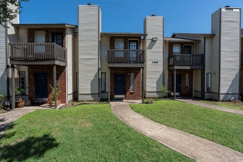 Photo of 1841 River Crossing CIR #B, Austin, TX 78741 (MLS # 3500928)