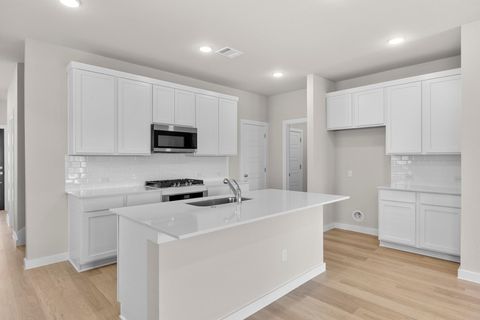 Tiny photo for 8013 Shining Flor RUN, Lago Vista, TX 78645 (MLS # 3635189)