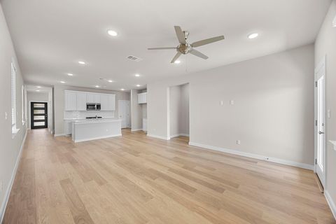 Tiny photo for 8013 Shining Flor RUN, Lago Vista, TX 78645 (MLS # 3635189)