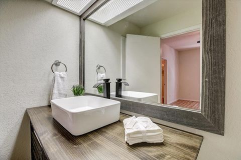 Tiny photo for 4711 Spicewood Springs RD #2-112, Austin, TX 78759 (MLS # 1131283)