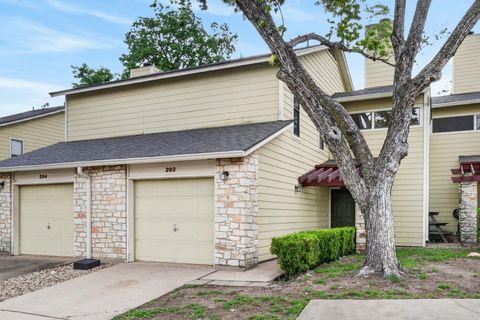 Photo of 512 Eberhart LN #203, Austin, TX 78745 (MLS # 8215542)