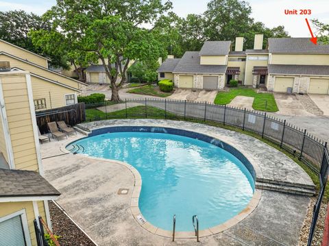 Tiny photo for 512 Eberhart LN #203, Austin, TX 78745 (MLS # 8215542)