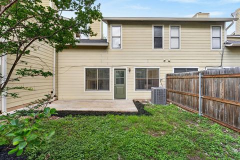 Tiny photo for 512 Eberhart LN #203, Austin, TX 78745 (MLS # 8215542)