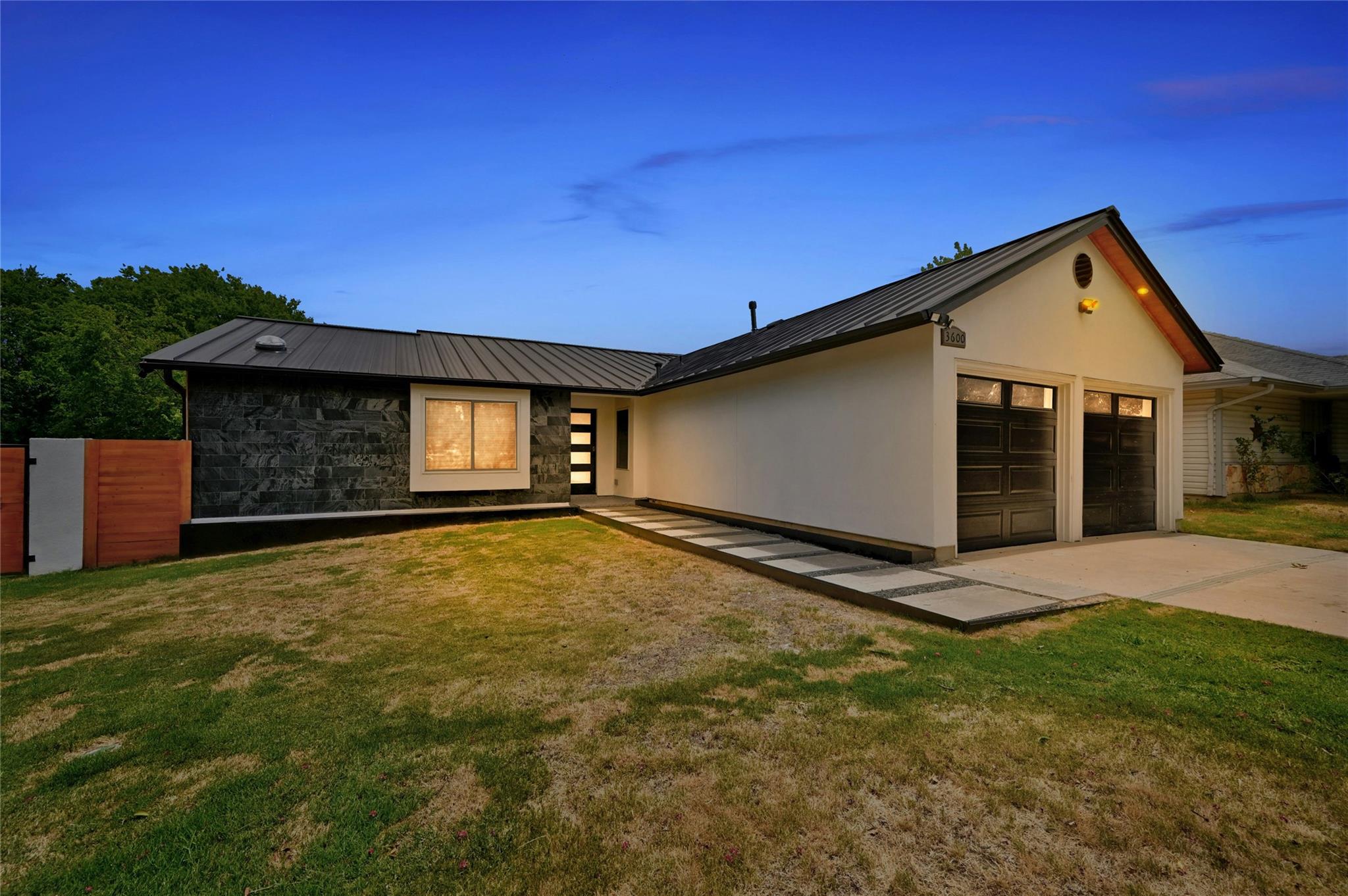 3600 Alexandria Dr DR