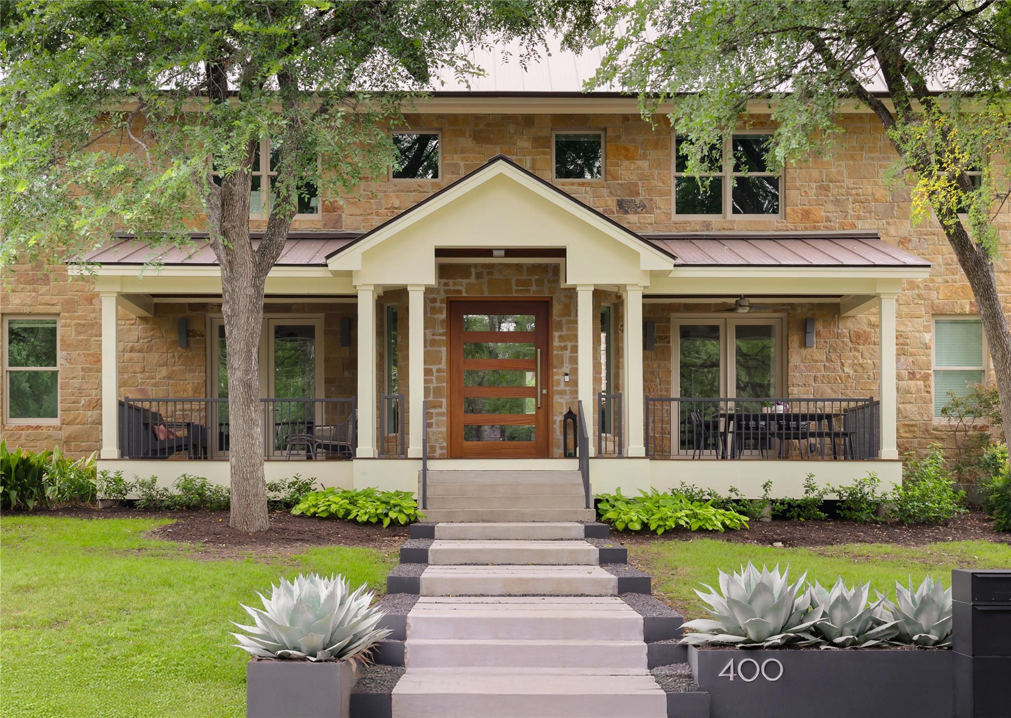 400 ALMARION DR