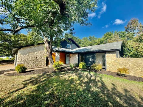 Photo of 9506 STONEBRIDGE DR, Austin, TX 78758 (MLS # 7807045)