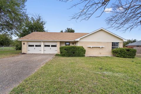 105 Melissa St ST Bruceville-Eddy TX 76524