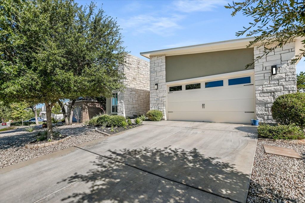 Photo of 804 Dancing Oak LN, San Marcos, TX 78666 (MLS # 4890573)