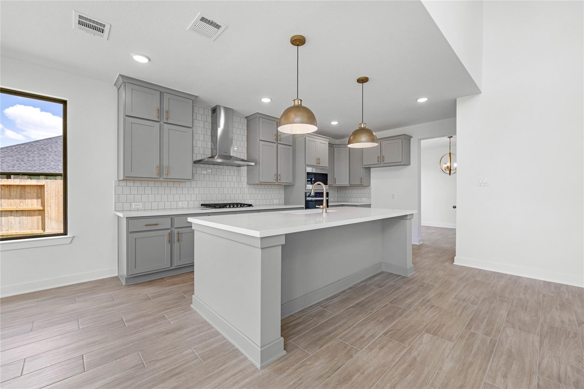 161 Montecilo DR
