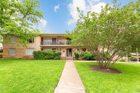 Photo of 301 E 34th ST #107, Austin, TX 78705 (MLS # 2124474)