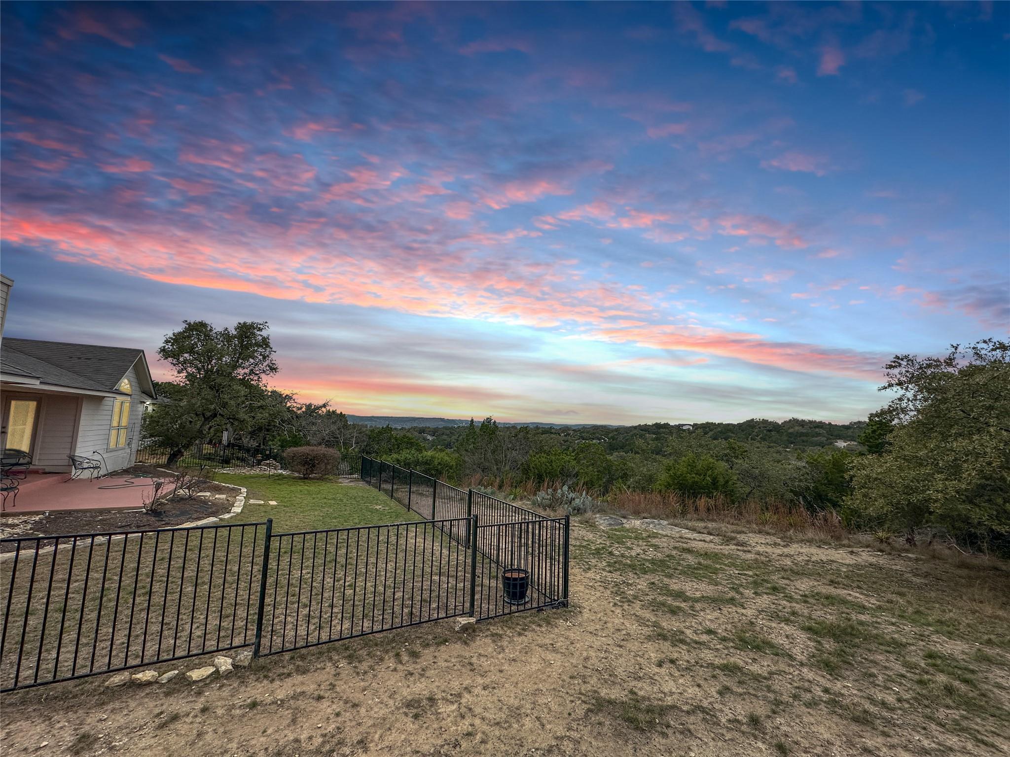 3208 Morgan LN