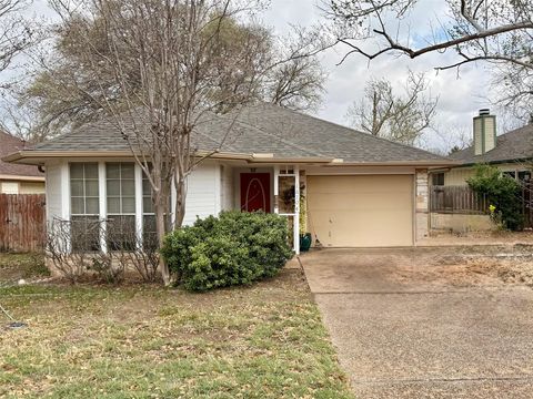 Photo of 16704 Whitebrush LOOP, Austin, TX 78717 (MLS # 2429829)