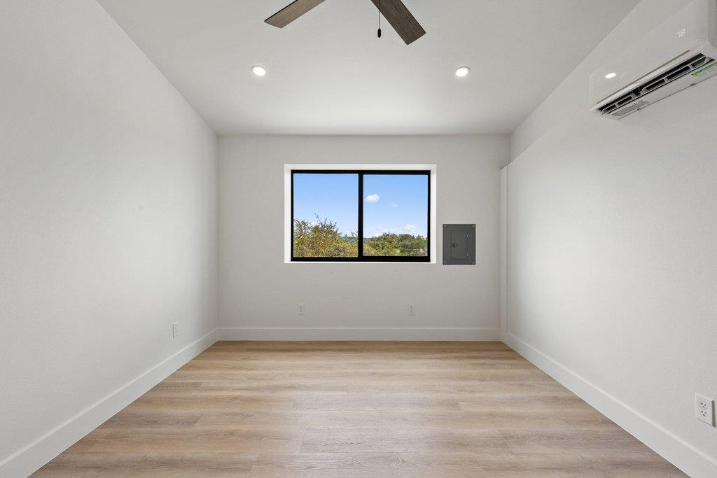 451 Farrell RD 101