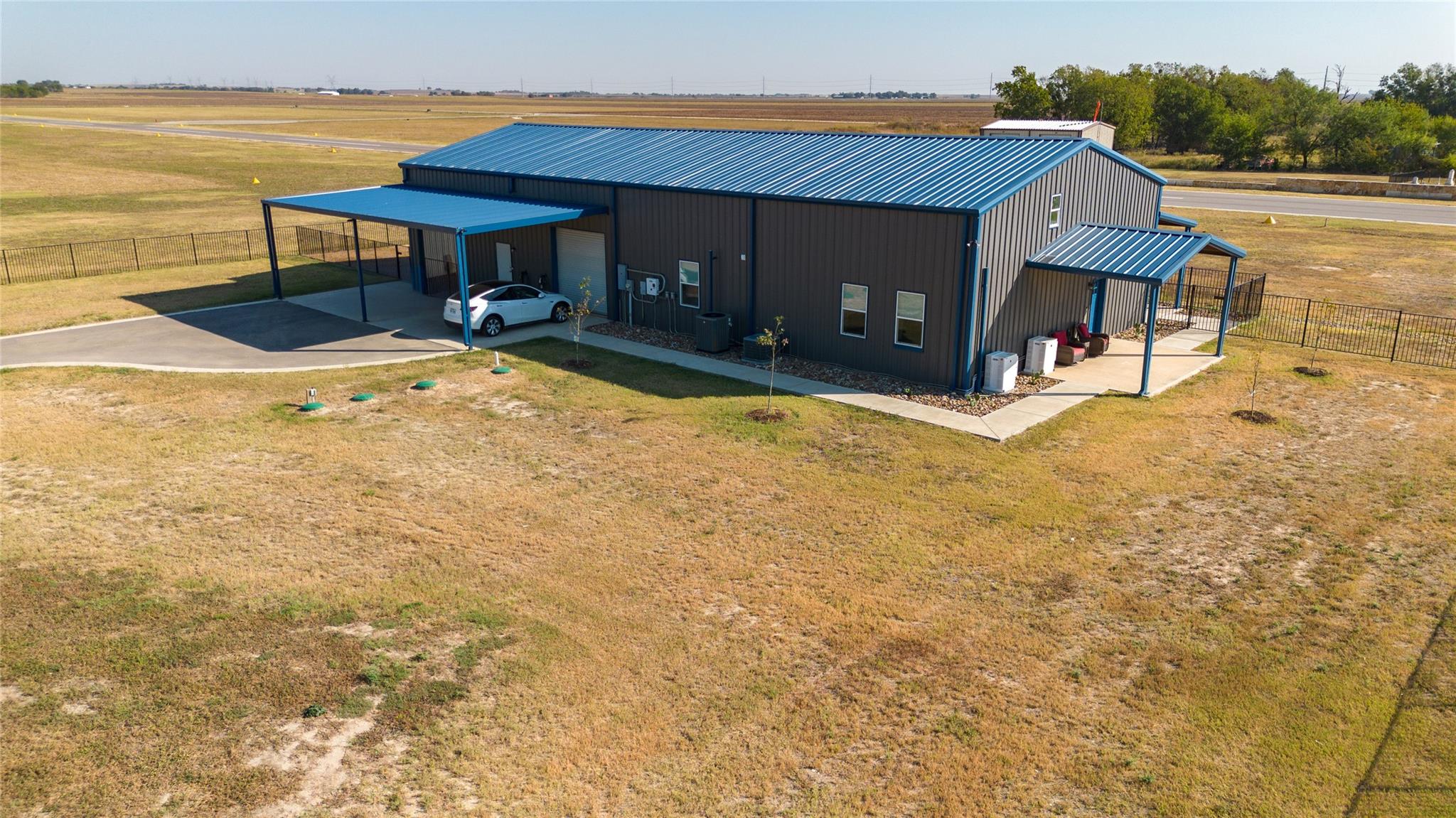 140 Airpark DR