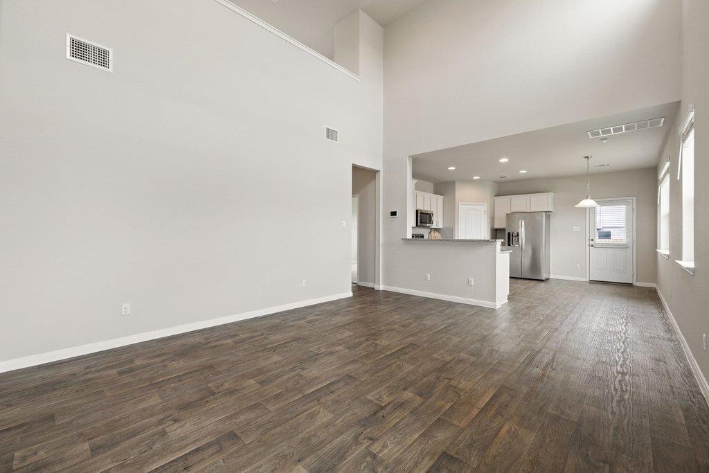 102 Ashford WAY
