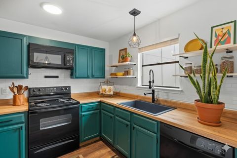 Tiny photo for 1712 Timber Ridge RD, Austin, TX 78741 (MLS # 7975907)