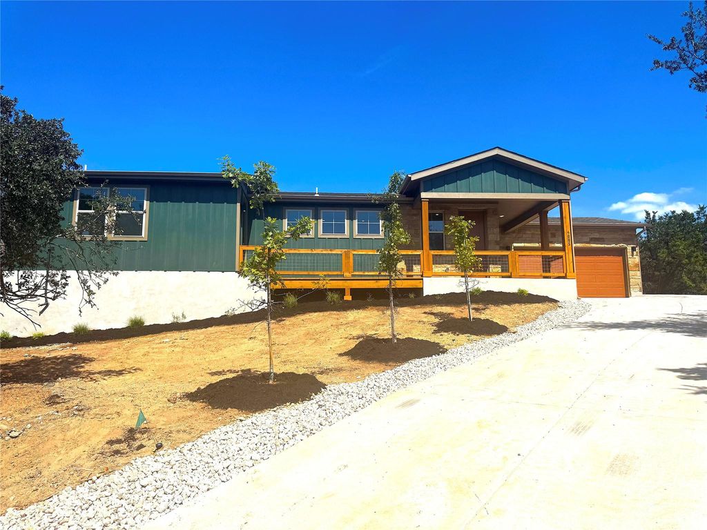 Photo for 4005 Rockpark CIR, Lago Vista, TX 78645 (MLS # 8225382)