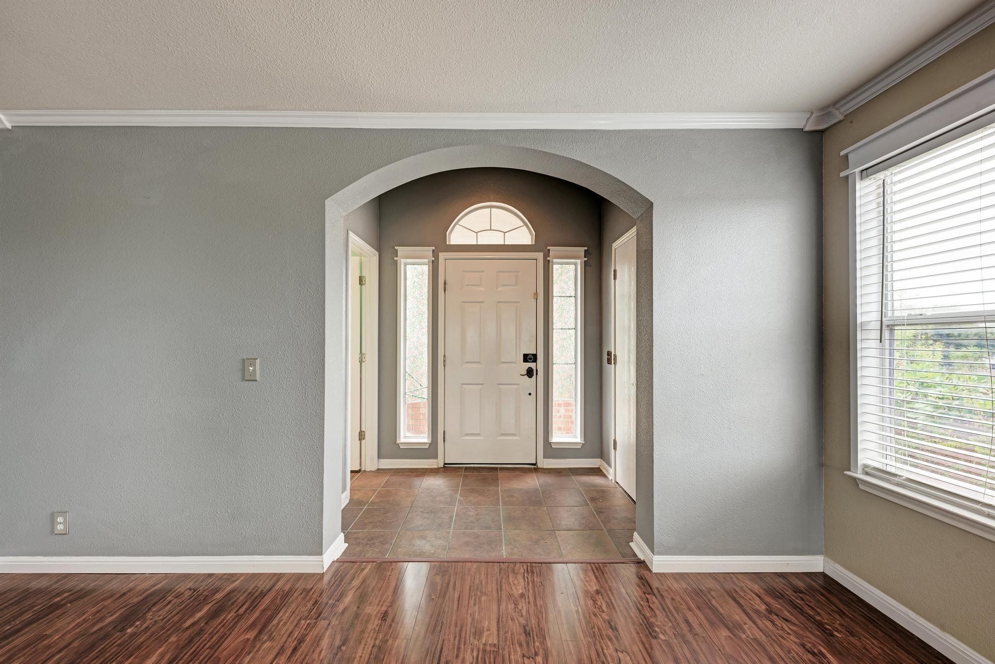 903 Estate DR