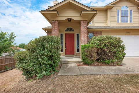 Photo of 903 Estate DR, Hutto, TX 78634 (MLS # 6637857)