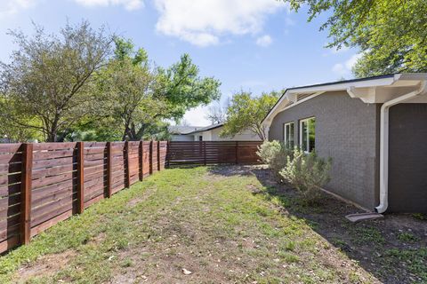 Tiny photo for 8604 Primrose LN, Austin, TX 78757 (MLS # 9427028)