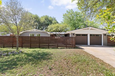 Photo of 8604 Primrose LN, Austin, TX 78757 (MLS # 9427028)