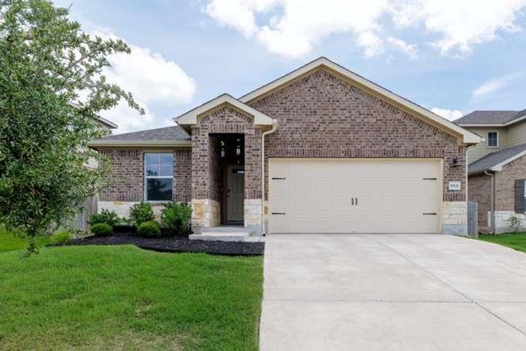 Photo of 17621 Fairbridge LN, Manor, TX 78653 (MLS # 1876503)