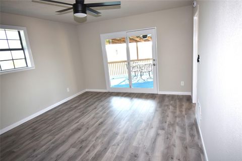 Tiny photo for 609 Nomad DR, Spicewood, TX 78669 (MLS # 5958067)