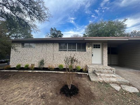 Photo of 907 Possum Trot ST #B, Austin, TX 78703 (MLS # 6212718)