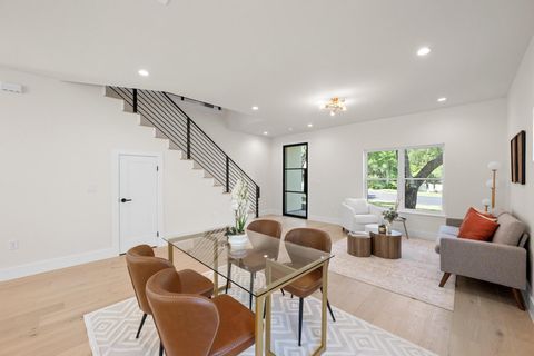 Tiny photo for 13 Autumn Oaks DR, Lakeway, TX 78738 (MLS # 2309032)