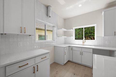 Tiny photo for 13 Autumn Oaks DR, Lakeway, TX 78738 (MLS # 2309032)