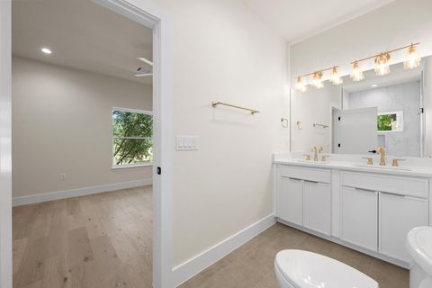 Tiny photo for 13 Autumn Oaks DR, Lakeway, TX 78738 (MLS # 2309032)