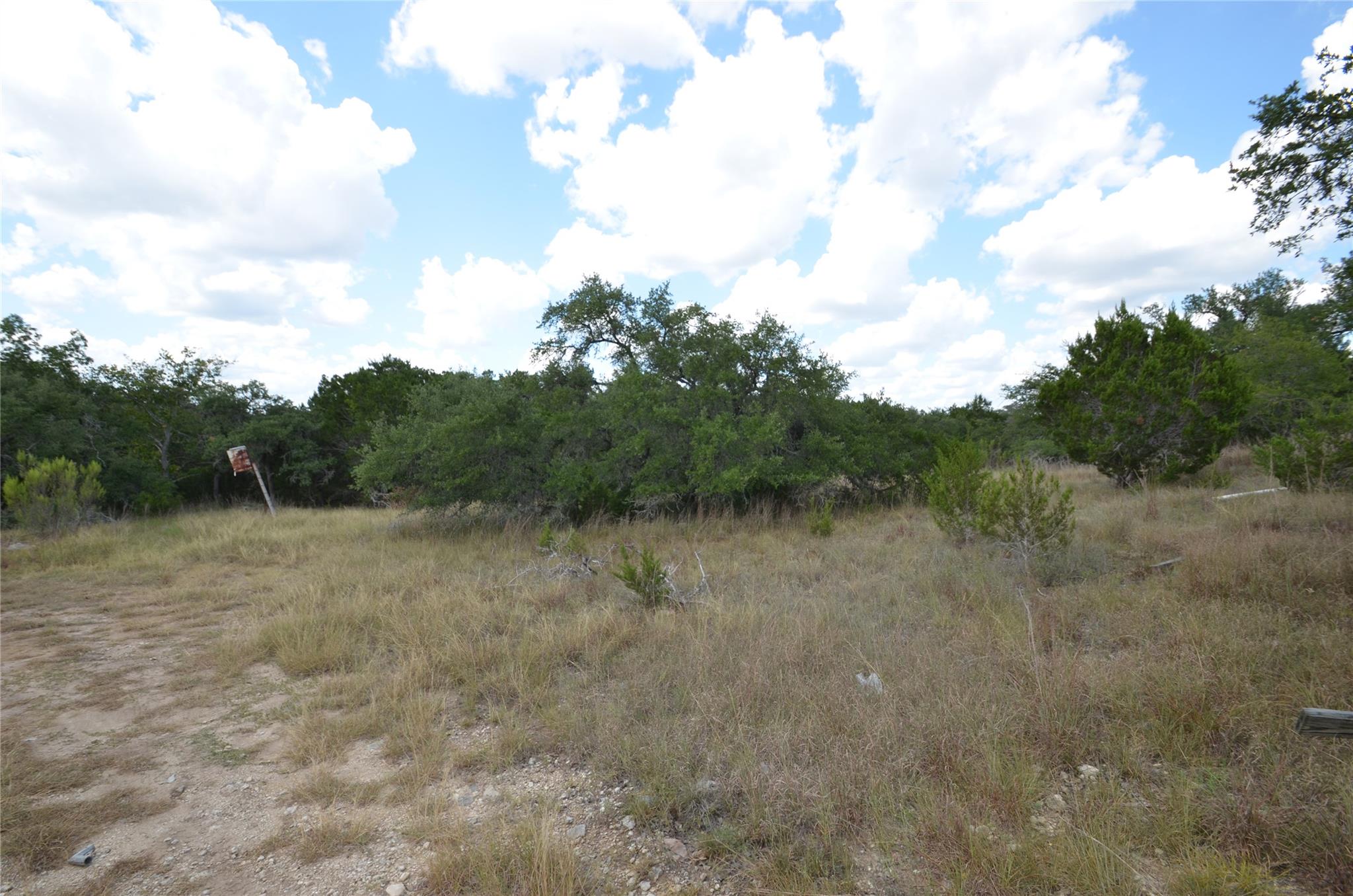 360 Jennifer LN