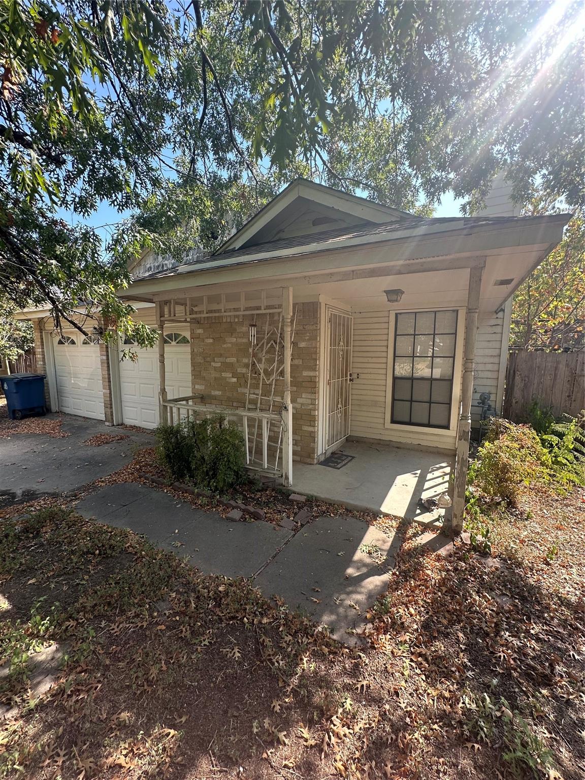 Photo 1 of 7 — 12313 Emery Oaks RD, Austin, TX 78758